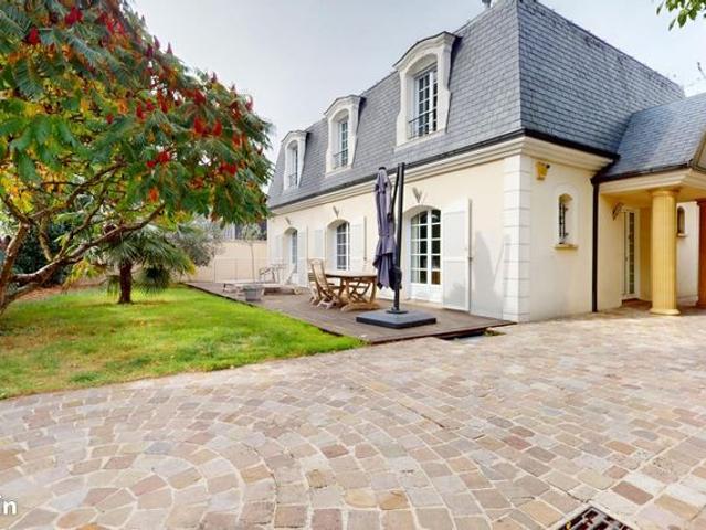 Maison 5 pièces 150 m²