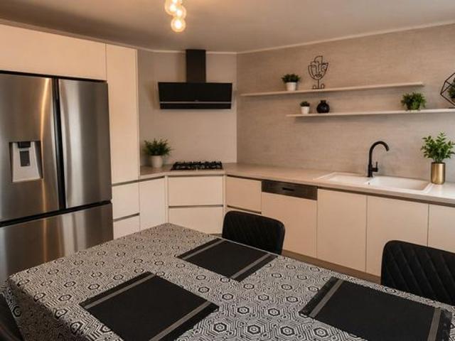 Maison 5 pièces 150 m²