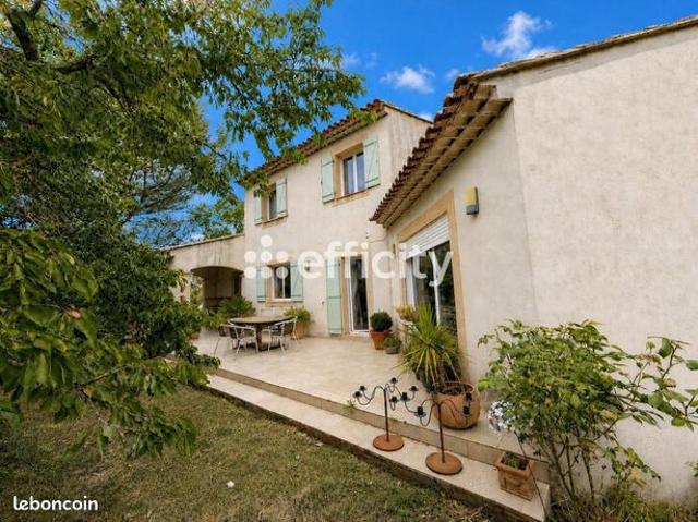 Maison 5 pièces 150 m²