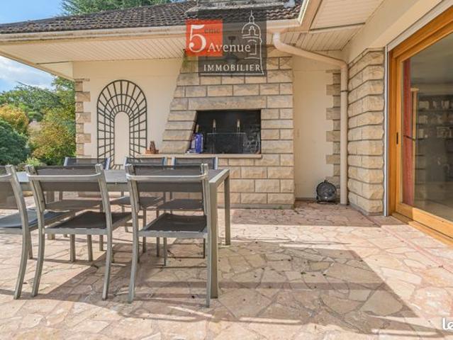 Maison 5 pièces 150 m²
