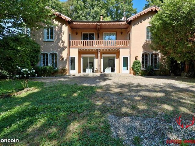 Maison 5 pièces 150 m²