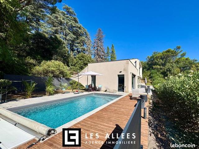 Maison 5 pièces 150 m²