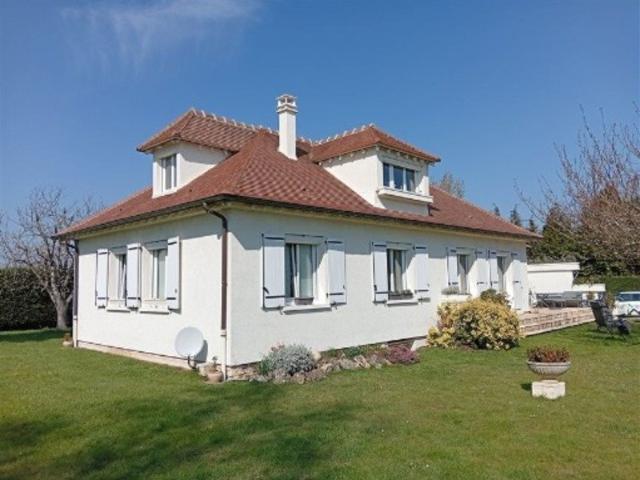 Maison 8 pièces 150 m²