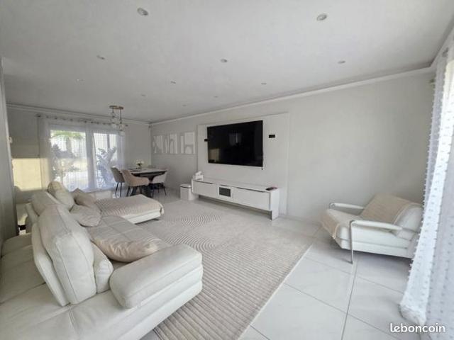 Maison 5 pièces 150 m²