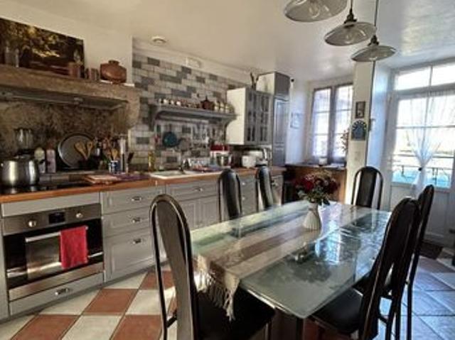 Maison 5 pièces 150 m²
