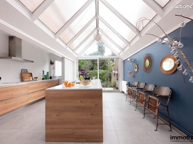 Maison 5 pièces 160 m²