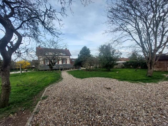 Maison 5 pièces, 150 m² à louer à Marbois 27240