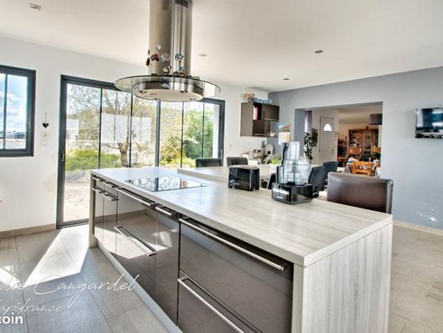 Maison 5 pièces 151 m²