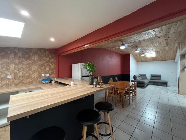 Maison 5 pièces 151 m²