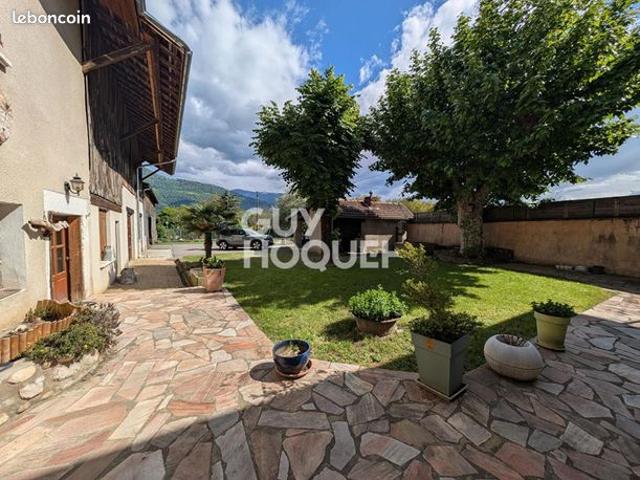 Maison 5 pièces 151 m²