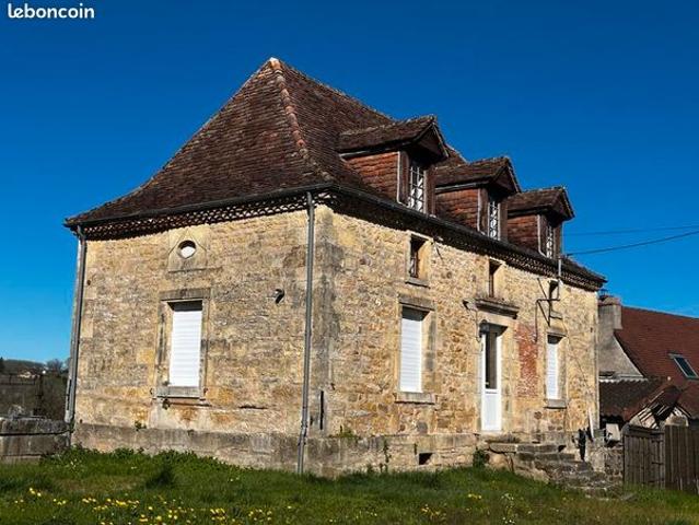 Maison 5 pièces 151 m²