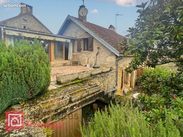 Maison 5 pièces 151 m²