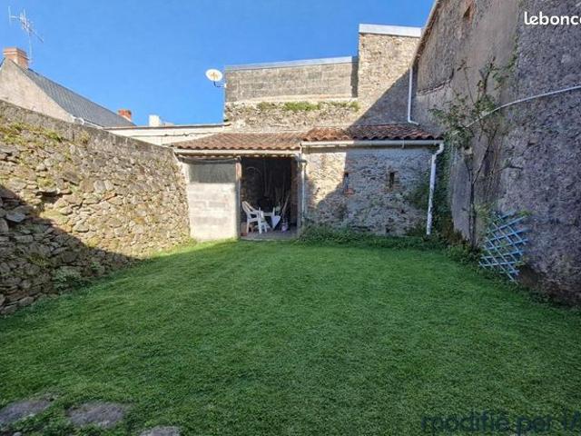 Maison 5 pièces 151 m²