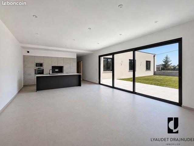 Maison 5 pièces 151 m²