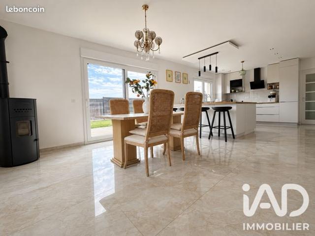 Maison 5 pièces 151 m²