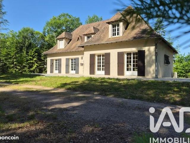 Maison 5 pièces 151 m²