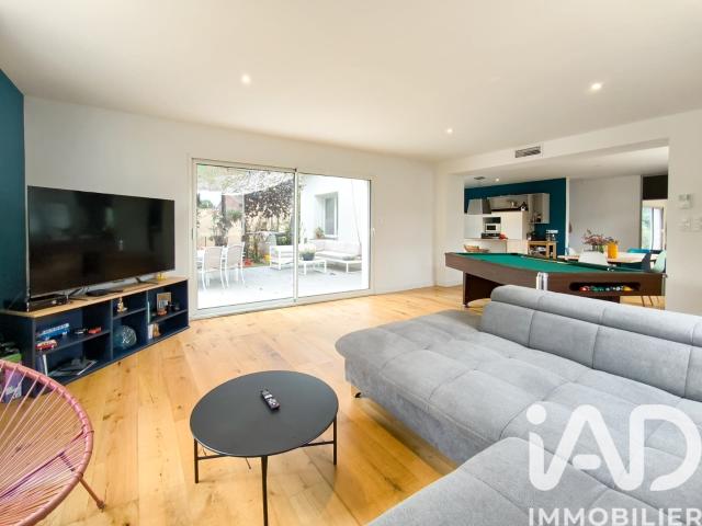 Maison 5 pièces 151 m²