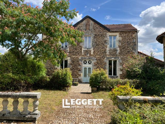 Maison 5 pièces 151 m²