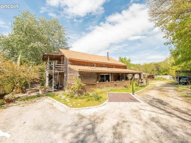 Maison 5 pièces 151 m²
