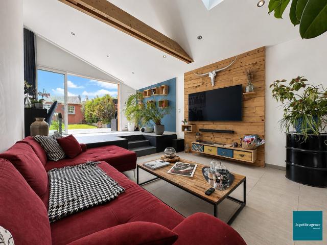 Maison 5 pièces 151 m²