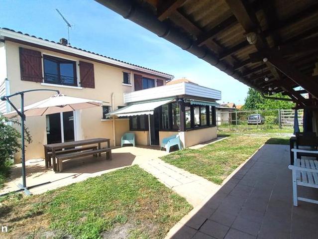 Maison 5 pièces 151 m²