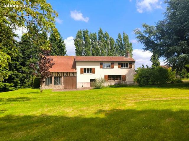 Maison 5 pièces 151 m²