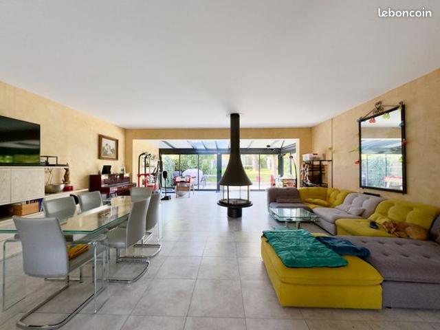Maison 5 pièces 155 m²