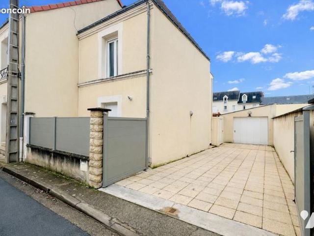Maison 5 pièces 151 m²