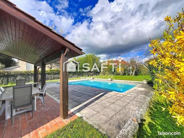 Maison 5 pièces 145 m²
