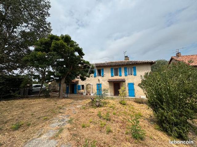 Maison 5 pièces 151 m²