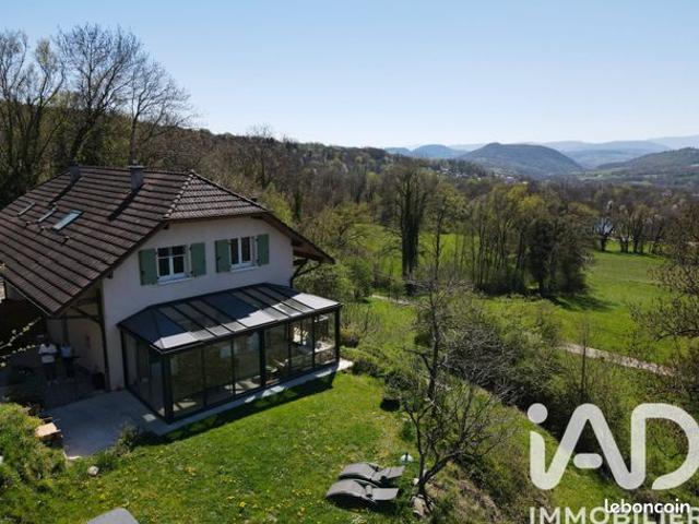 Maison 5 pièces 151 m²