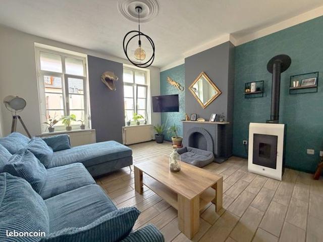 Maison 5 pièces 151 m²