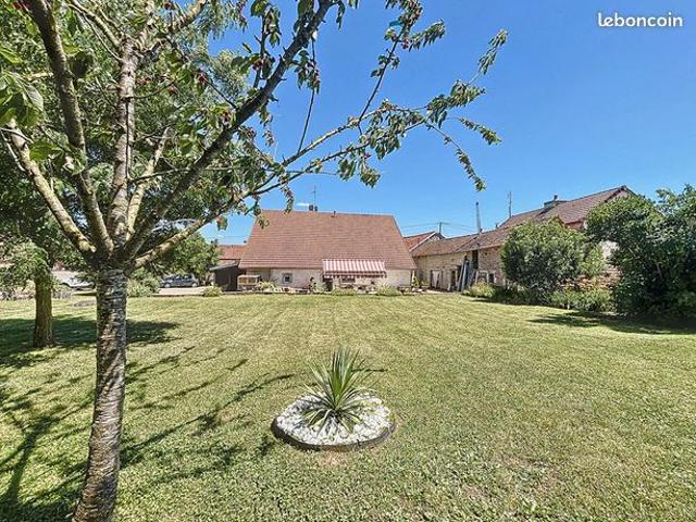Maison 5 pièces 151 m²