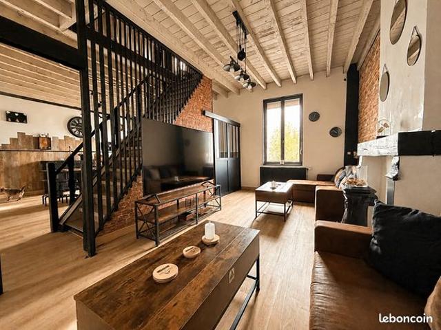 Maison 5 pièces 151 m²