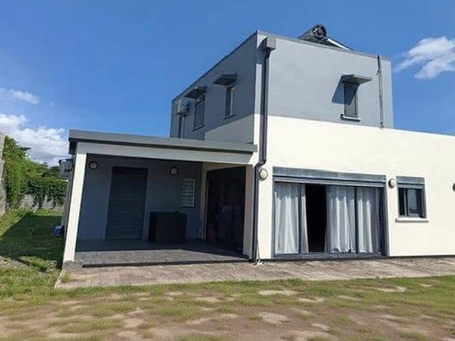 Maison 5 pièces 151 m²