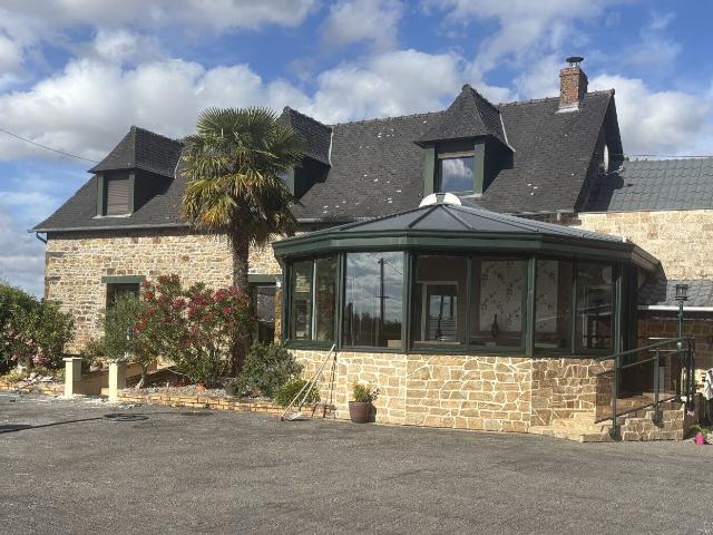 Maison 5 pièces 151 m²