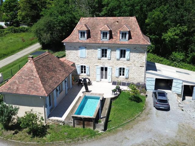 Maison 5 pièces 151 m²