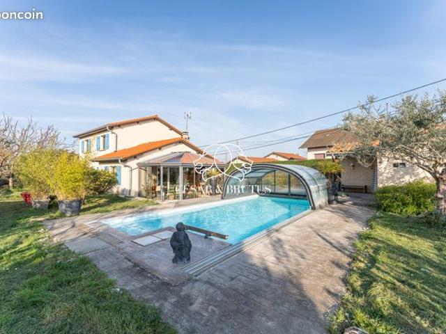 Maison 5 pièces 152 m²