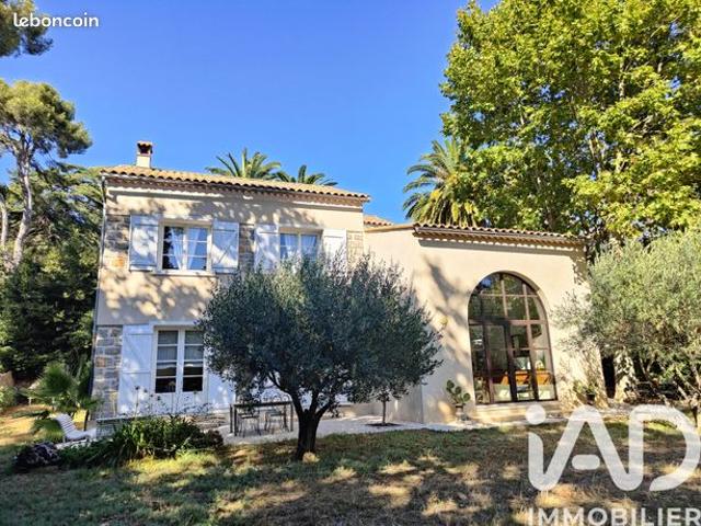 Maison 5 pièces 152 m²