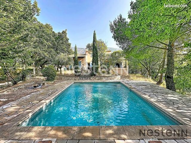Maison 5 pièces 152 m²