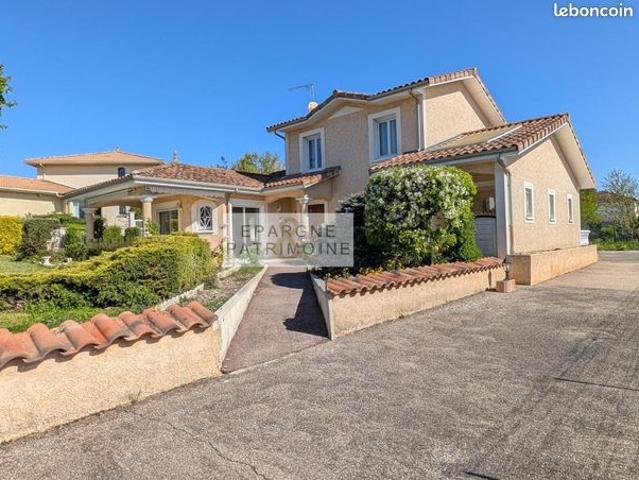 Maison 5 pièces 152 m²
