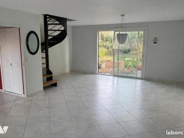 Maison 5 pièces 152 m²