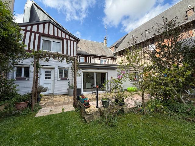 Maison 5 pièces 146 m²