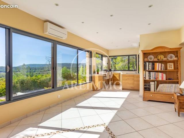 Maison 5 pièces 152 m²