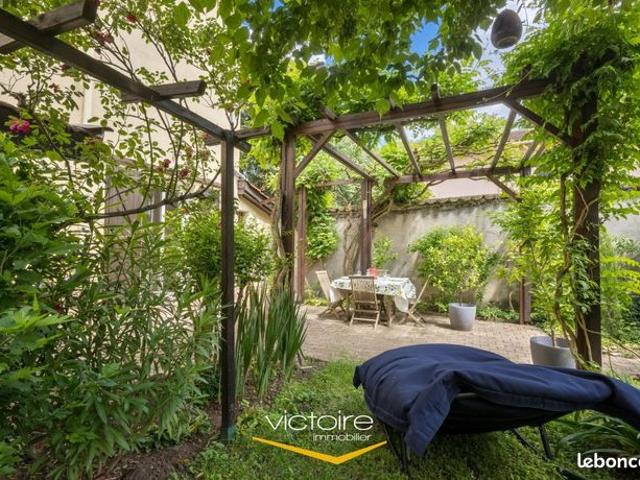 Maison 5 pièces 152 m²