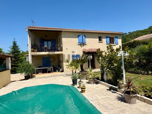 Maison 5 pièces 152 m²
