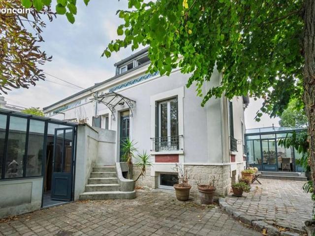 Maison 5 pièces 152 m²