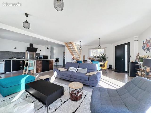 Maison 5 pièces 152 m²