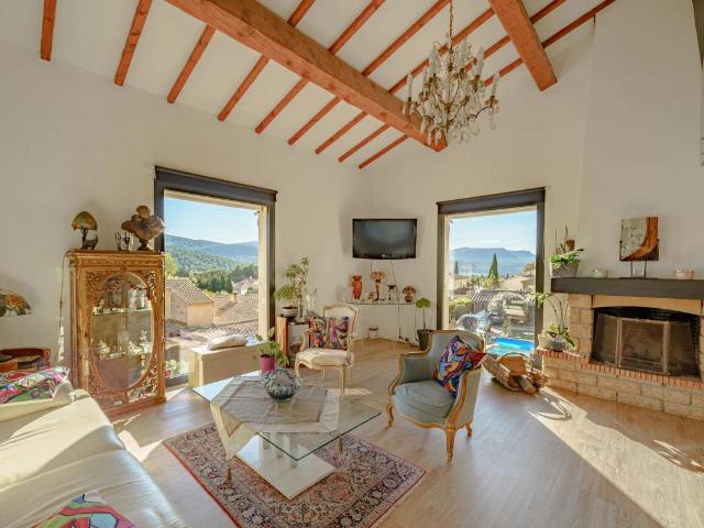 Maison 5 pièces 152 m²