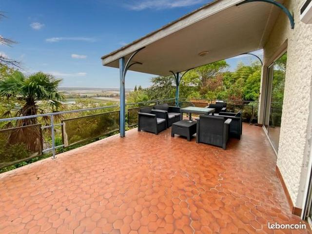 Maison 5 pièces 153 m²